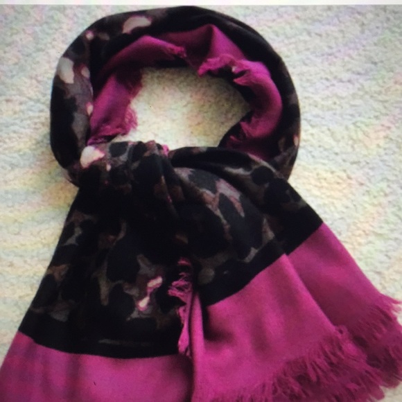 COACH OCELOT OVER SIZED SQUARE WRAP / SCARF (NEW) - Picture 1 of 6